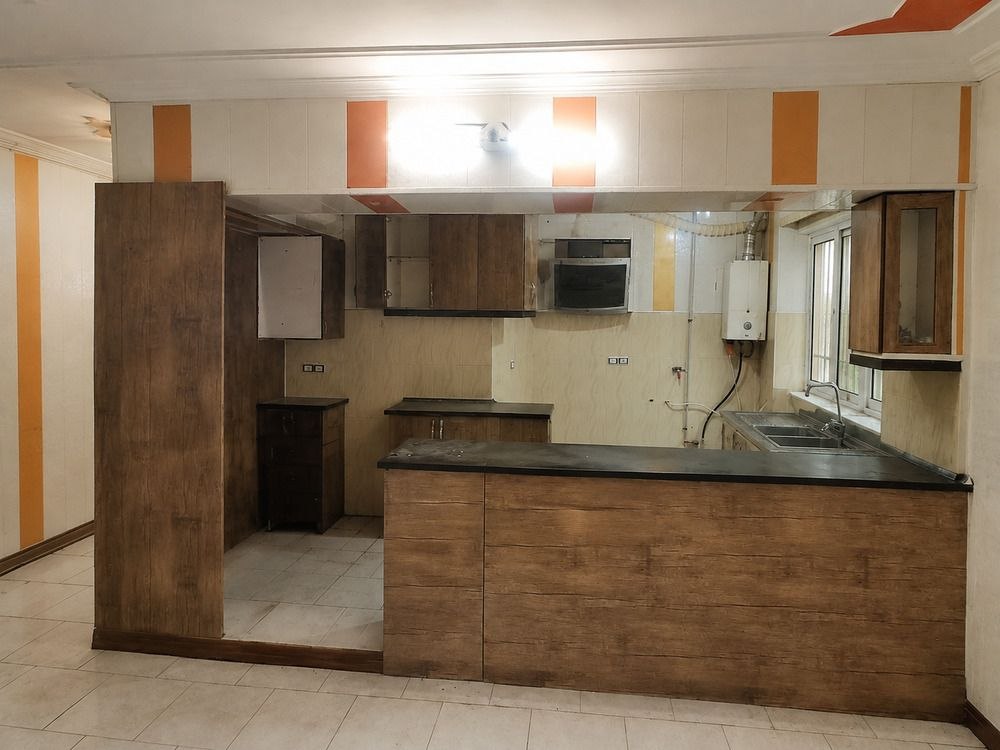 آشپزخانه قبل از بازسازی